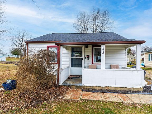 5th image of 898 Harris Ave