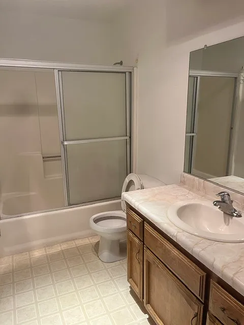 2 bed, 1.5 bath, 810 sqft, $1,995 — Photo 4