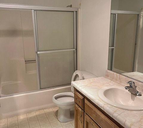 4th image of 775 S 13th St APT B
