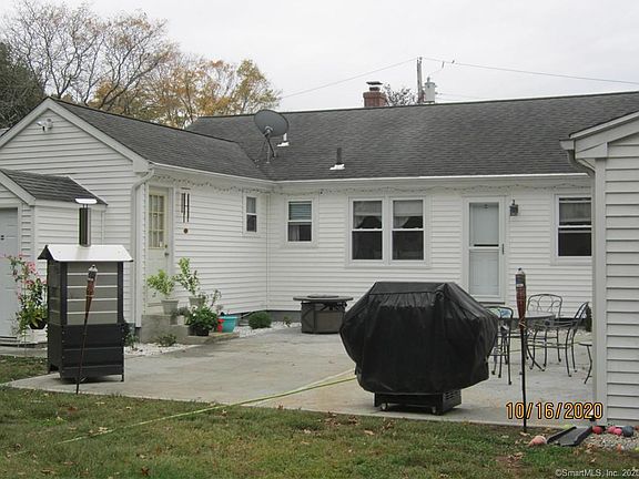 2nd image of 76 Glenmoor Dr