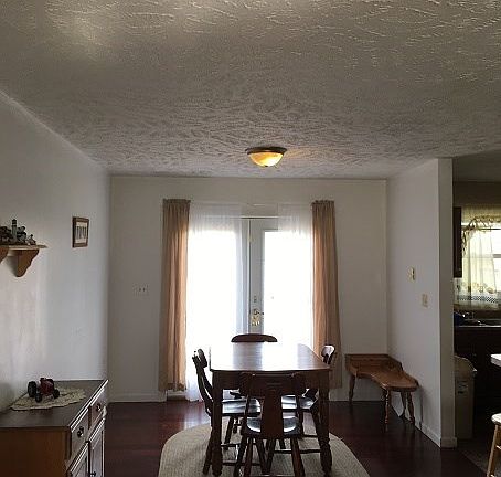 4th image of 5473 W Maple Ave