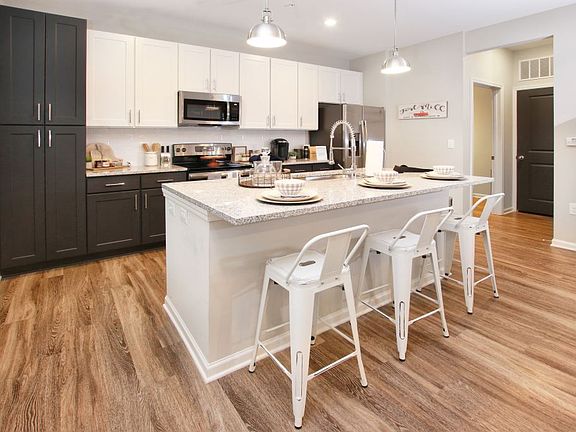 2nd image of 15934 White St #13-108