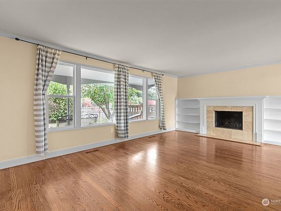 2nd image of 5625 126th Avenue SE