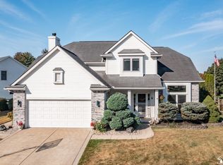 7733 Kensington Rd, Lambertville, MI 48144