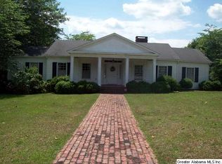 1015 Cloverdale Cir, Talladega, AL 35160