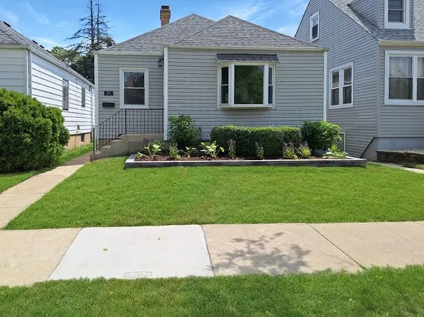 3811 N Pioneer Ave, Chicago, IL 60634