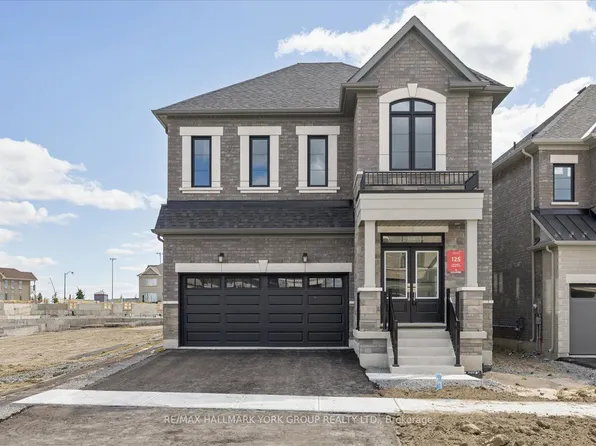 278 Walter English Dr, East Gwillimbury, ON L9N 0Z4