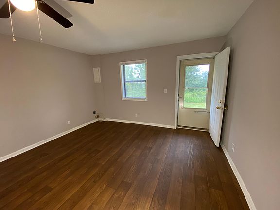 2nd image of 7536 Sierra Dr #B