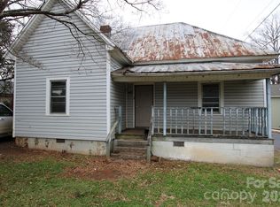 1018 Dodd St, Mooresboro, NC 28152