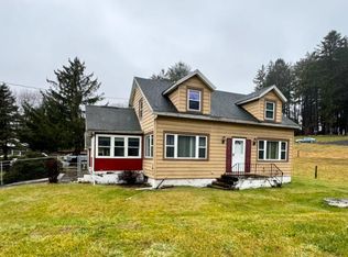 921 Faulstick Rd, Saylorsburg, PA 18353