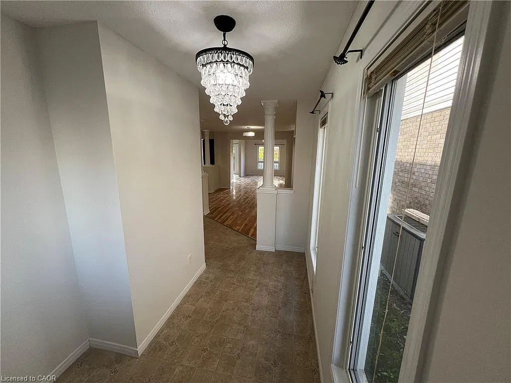 4 bed, 2.5 bath, 2063 sqft, $2,650 — Photo 2