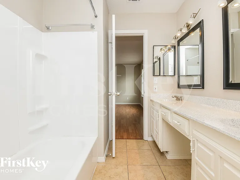 7700 Castillo Rd — Photo 11