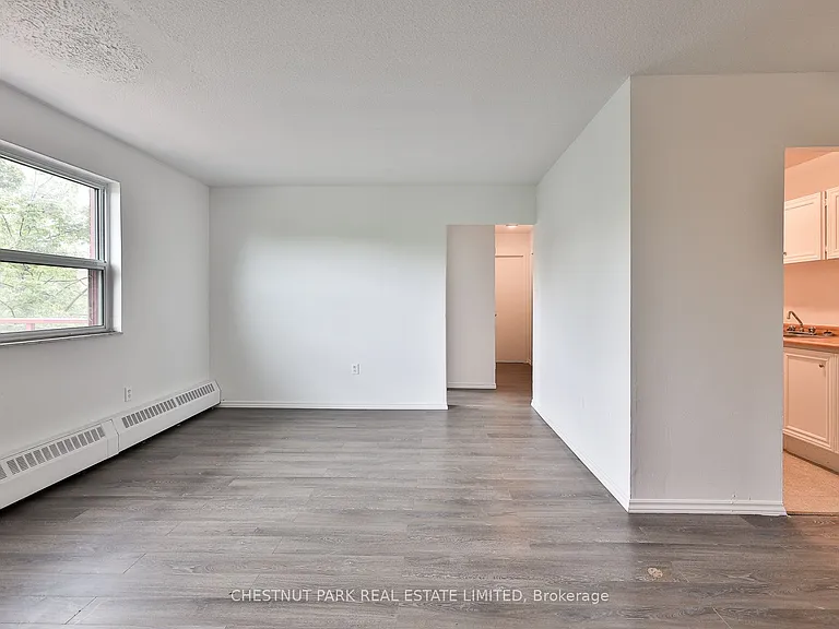 900 Glen St #409 — Photo 16