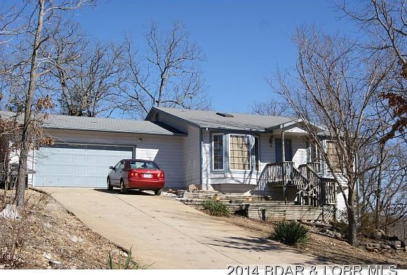 1st image of 200 Wagonwheel Dr