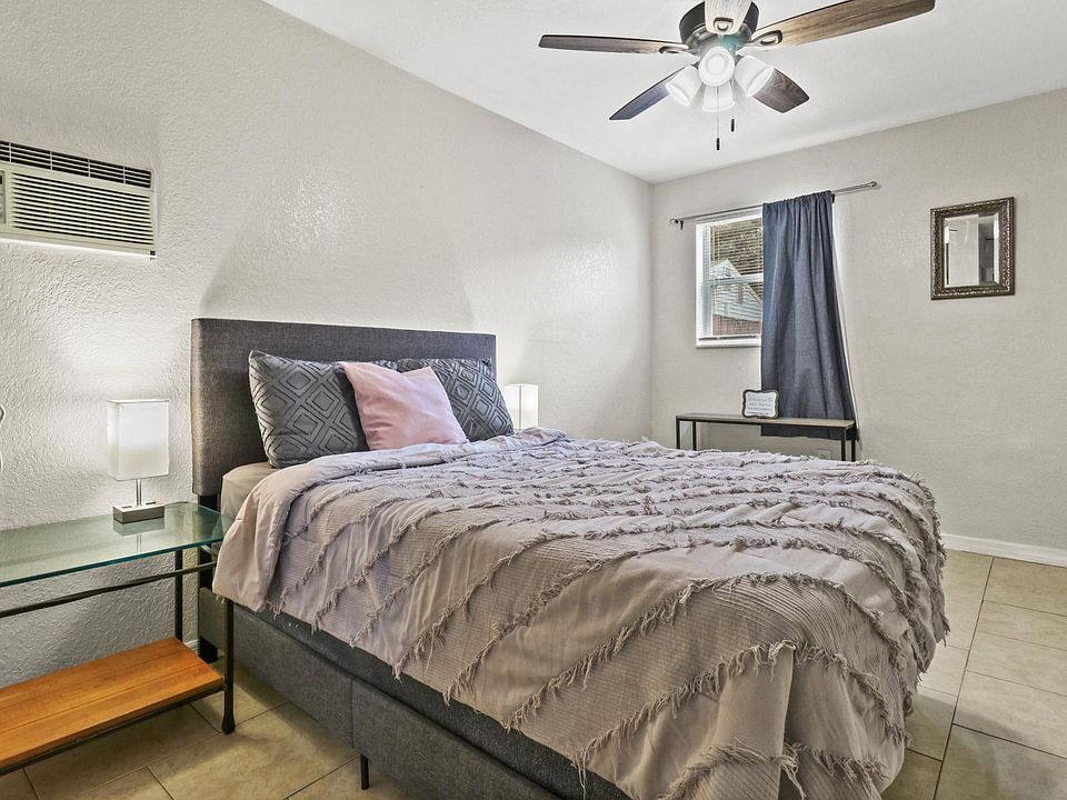 1st image of 1009 W Indiana Ave #1