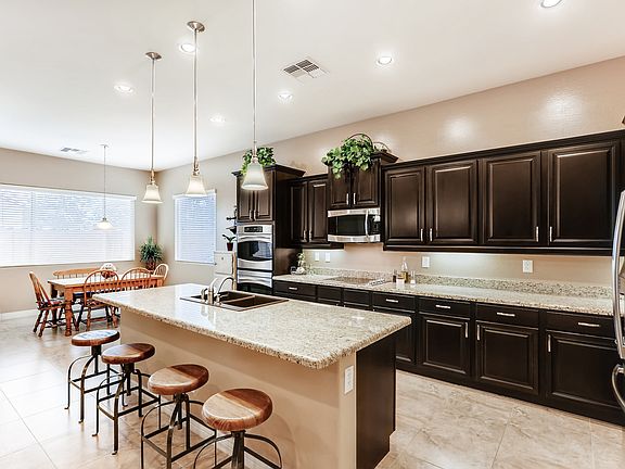 4th image of 2098 E Brigadier Dr
