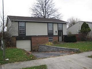 1st image of 911 Kyle Ave