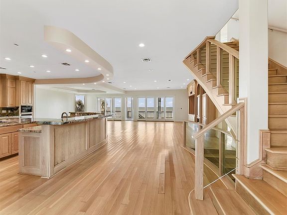2nd image of 19063 Kahala Dr E