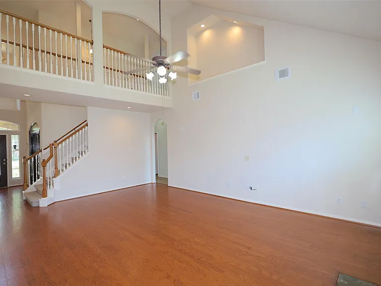 4810 Zachary Ln — Photo 6