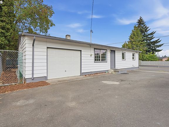 4th image of 9201 SE 77th Ct
