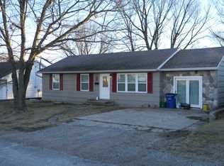 425 S 18th St, Unionville, MO 63565