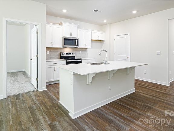 5th image of 225 Brinkley Dr #99