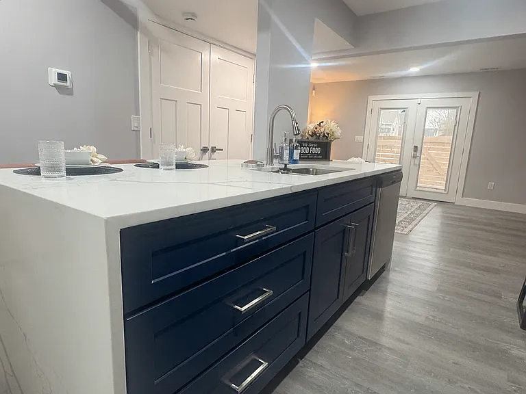 443 N Highland Ave — Photo 18