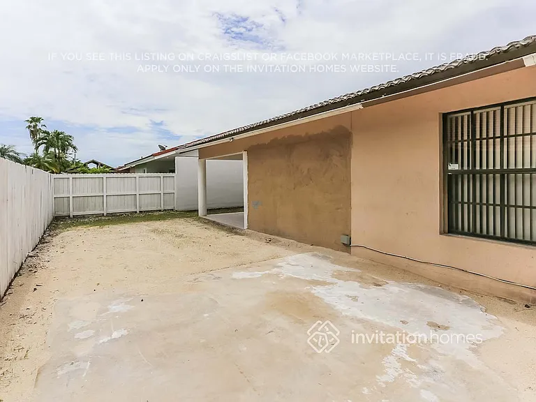 4705 SW 143rd Ave — Photo 18