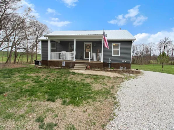 6340 W Stalheim Ave, Owensville, IN 47665