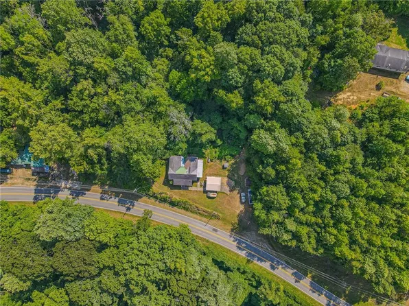 4542 E Hall Rd, Gainesville, GA 30507