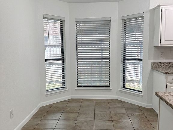 5th image of 7016 Indiana Ave