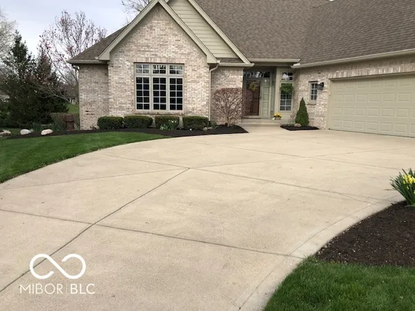 5948 McKinges Cir, Carmel, IN 46033