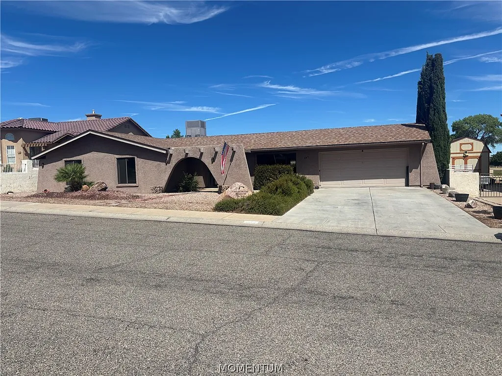 3 bed, 2.0 bath, 1511 sqft, $1,850 — Photo 2