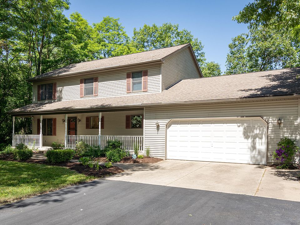 1st image of 165 River Pine Dr NE
