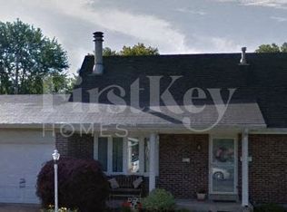 2736 Sedan Dr, Saint Louis, MO 63125