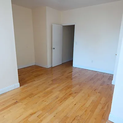 Rented by Nooklyn NYC LLC | media 35