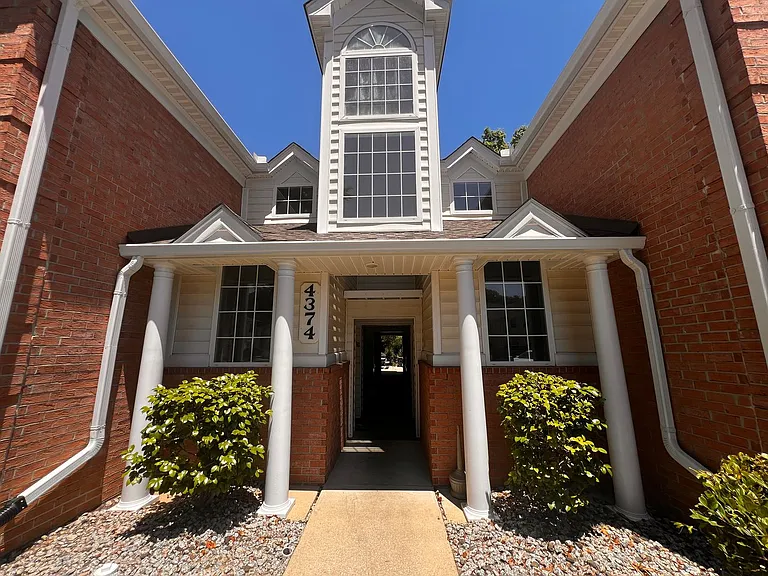4374 Crepe Myrtle Ct #A — Photo 3