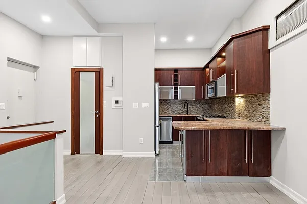 Rented by Weichert Realtors | media 20