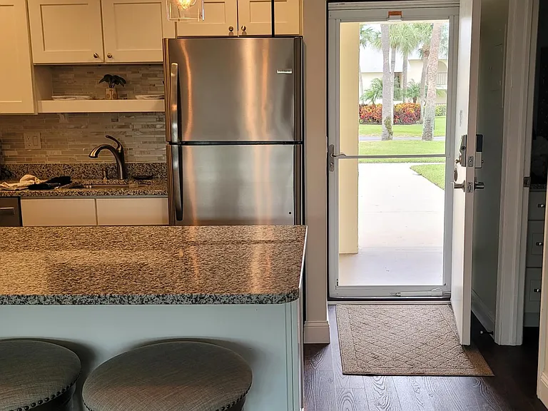 1830 Robalo Dr — Photo 15