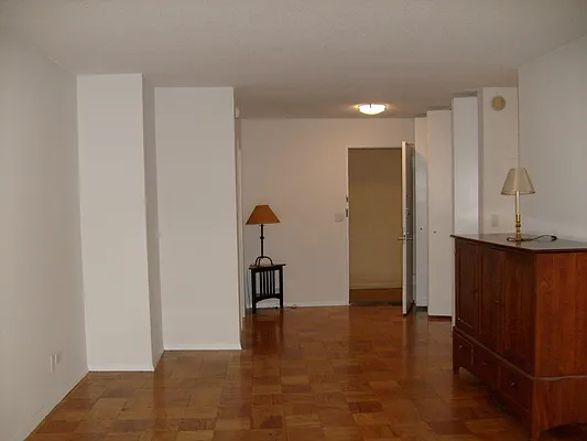 Rented by Owner | media 9
