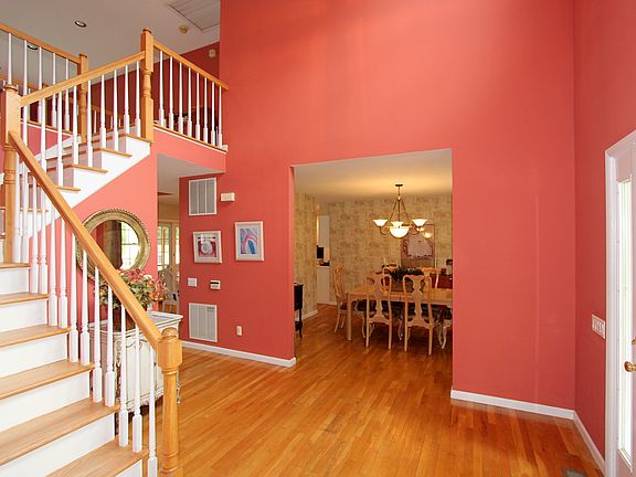 4th image of 2405 Rela Ln