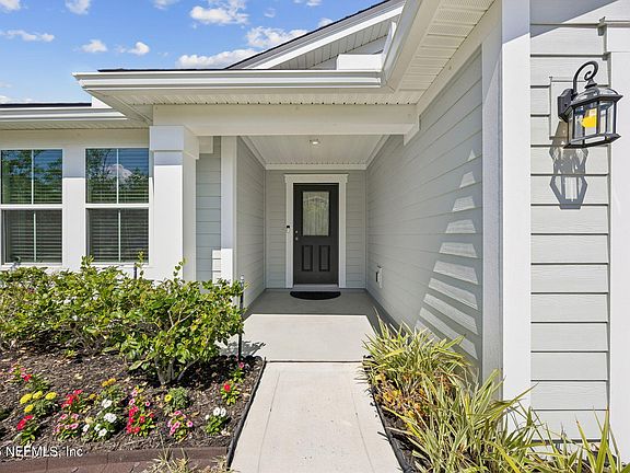 5th image of 48 RIVA RIDGE Place