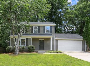 210 Birch Rill Dr, Alpharetta, GA 30022