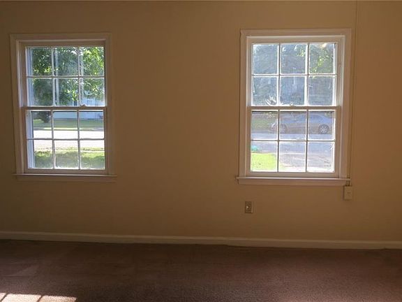 5th image of 14302 Deloice Cres