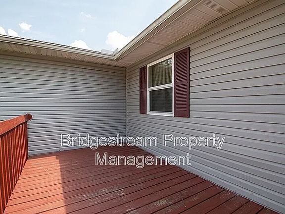 3rd image of 340 Walnut St