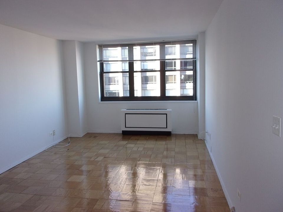 1st image of 200 E 72nd St APT 29J