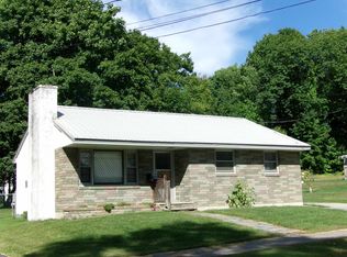 30 Fairview St, Laconia, NH 03246
