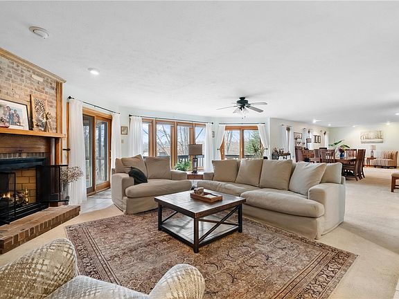 4th image of 9988 Parkland Dr
