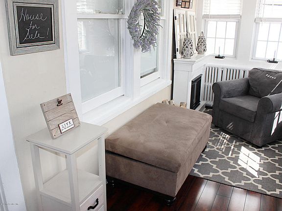 3rd image of 84 Winthrop Pl