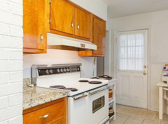 5th image of 1719 Chadwick Dr